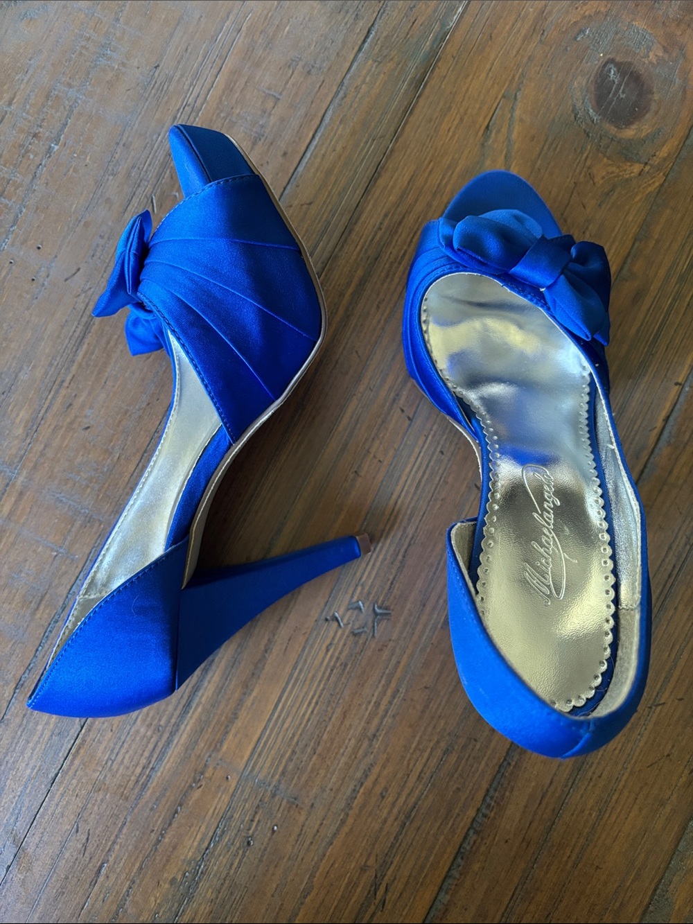 Michelangelo size 7 blue Maribelle 4” heels